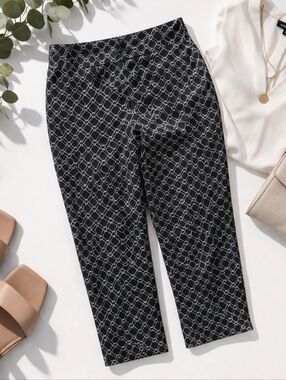 Worthington Chic Geo Print Capri Pants Stretch Tailored Fit